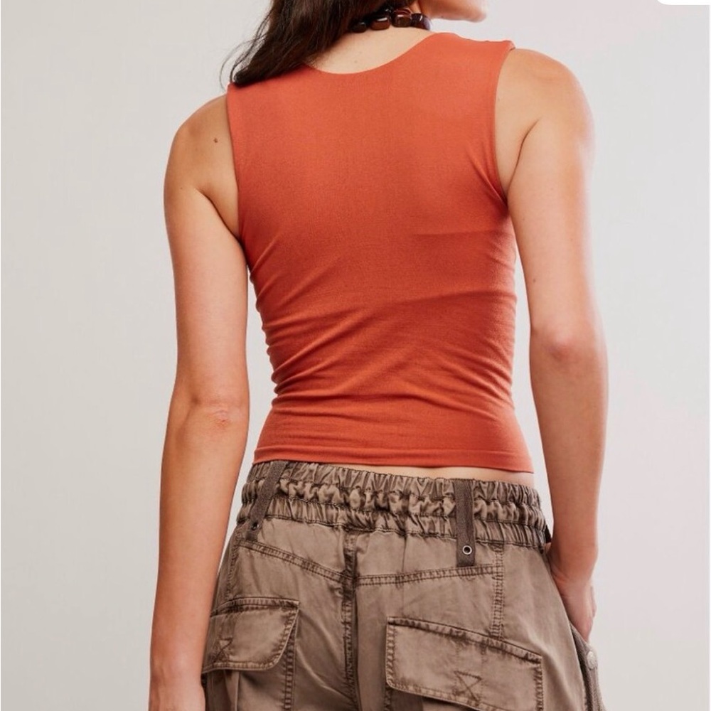 FREE PEOPLE Clean Lines Muscle Cami / Cinnamon Stick NWT - Picture 2 of 3